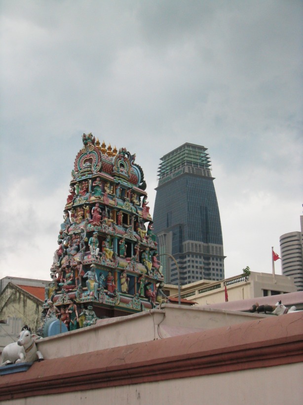 Indonesien - Bild 67 von 67 - Singapur - Land - Hindu- und Konsum-Tempel